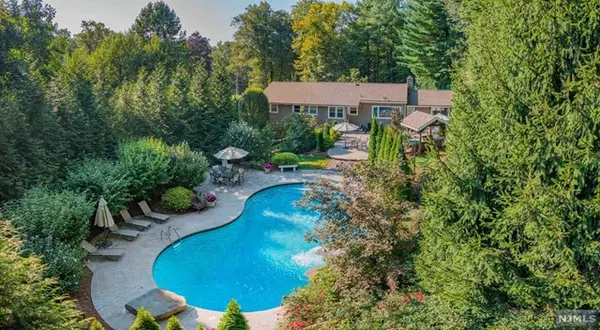 Upper Saddle River, NJ 07458,27 Pinehill Drive