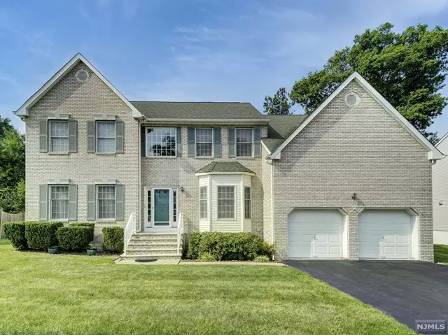 Roxbury Township, NJ 07852,36 Fox Chase Lane