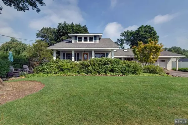 Pequannock Township, NJ 07444,54 Della Avenue