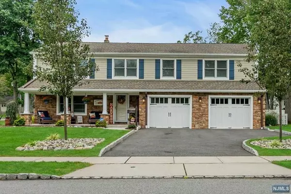 31 Distler Avenue, West Caldwell, NJ 07006