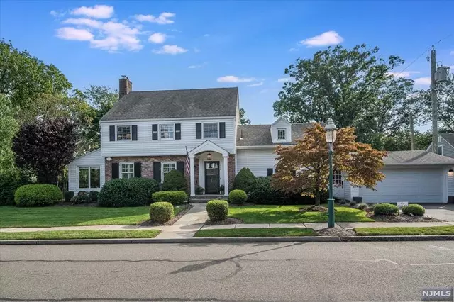 106 Yantecaw Avenue, Glen Ridge, NJ 07028