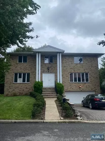 266 Alfred Avenue, Englewood Cliffs, NJ 07632