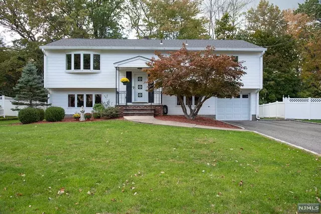 Northvale, NJ 07647,407 Birchtree Lane