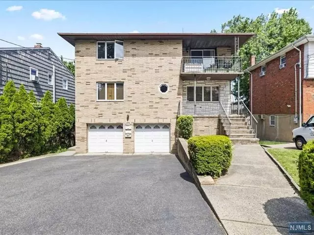 Palisades Park, NJ 07650,447 10th Street