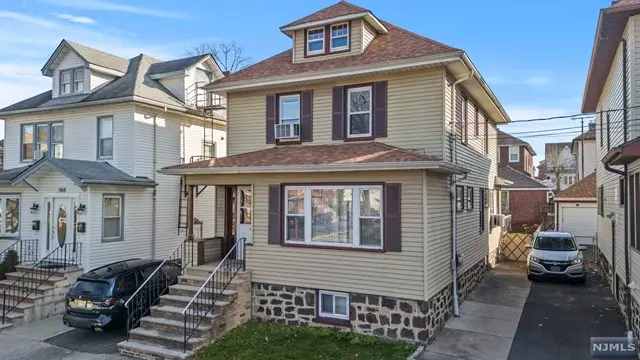 586 Saint Pauls Avenue, Cliffside Park, NJ 07010