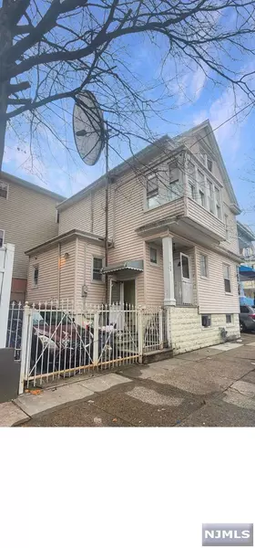 860 East 22nd Street, Paterson, NJ 07513