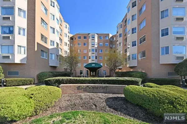 290 Anderson Street #3L, Hackensack, NJ 07601