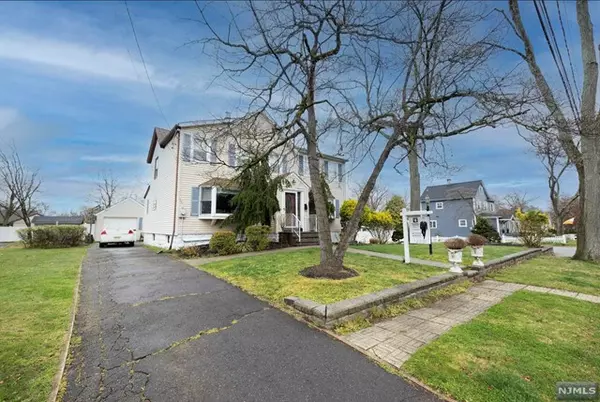 Emerson, NJ 07630,86 Highland Avenue