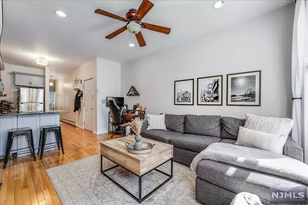 211 Adams Street #3, Hoboken, NJ 07030