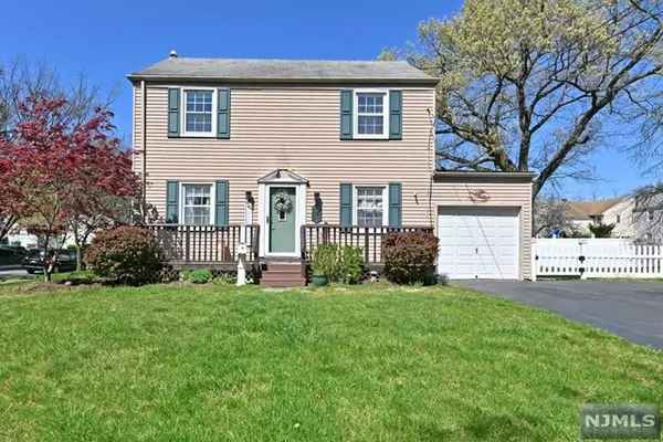 377 Kenwood Road, Paramus, NJ 07652