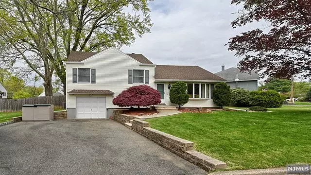 1 Jerome Place, Wayne, NJ 07470