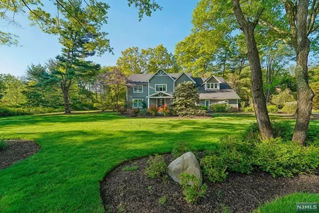 1 Westwind Court, Saddle River, NJ 07458