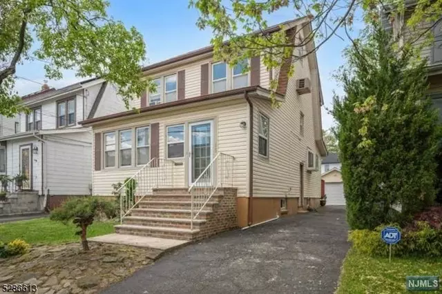 15 Menzel Avenue, Maplewood, NJ 07040