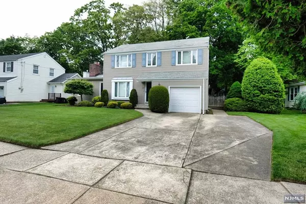 River Edge, NJ 07661,555 5th Avenue