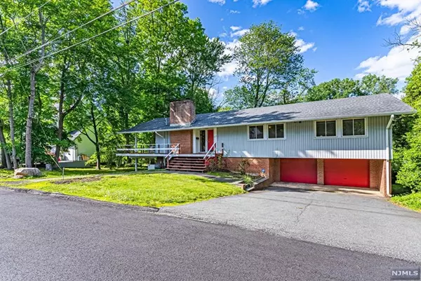 228 Riverside Drive, Denville Township, NJ 07834