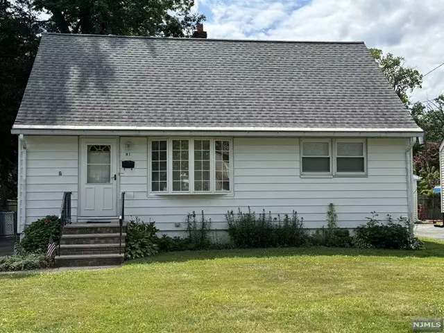 91 Parkway, Little Falls, NJ 07424