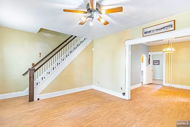 3 Laurel Place, East Rutherford, NJ 07073