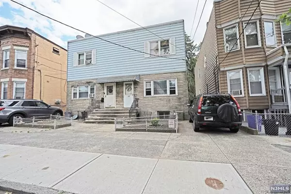 137 Boyd Avenue, Jersey City, NJ 07304