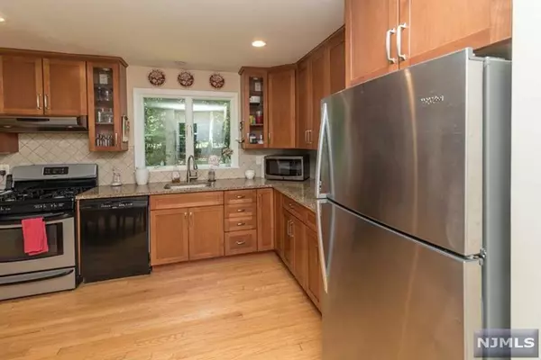 Upper Saddle River, NJ 07458,49 Elizabeth Terrace