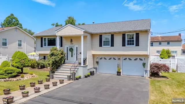 109 Poplar Avenue, Pompton Lakes, NJ 07442