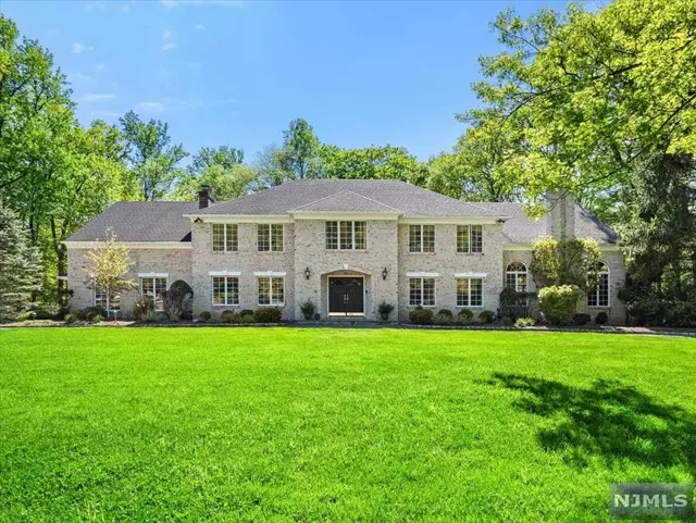 77 Sun Valley Road, Ramsey, NJ 07446