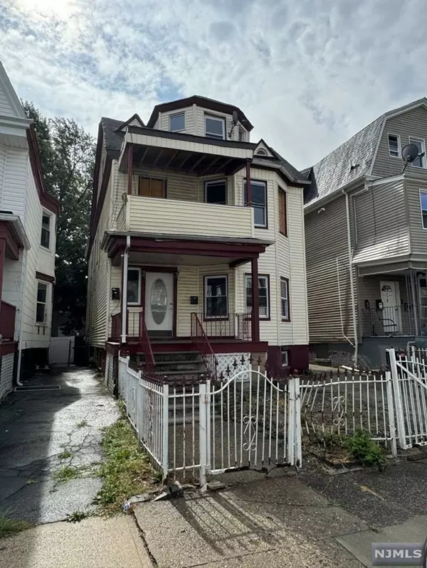 114 North 17th Street, East Orange, NJ 07017