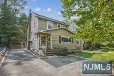 44 East Cedar Street, Livingston, NJ 07039