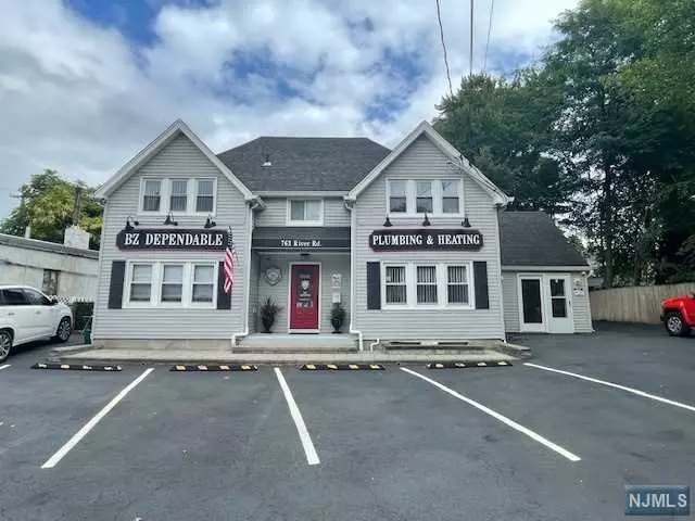 Teaneck, NJ 07666,763 River Road