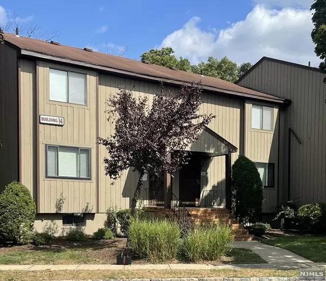 38 Park Street #14G, Florham Park Borough, NJ 07932