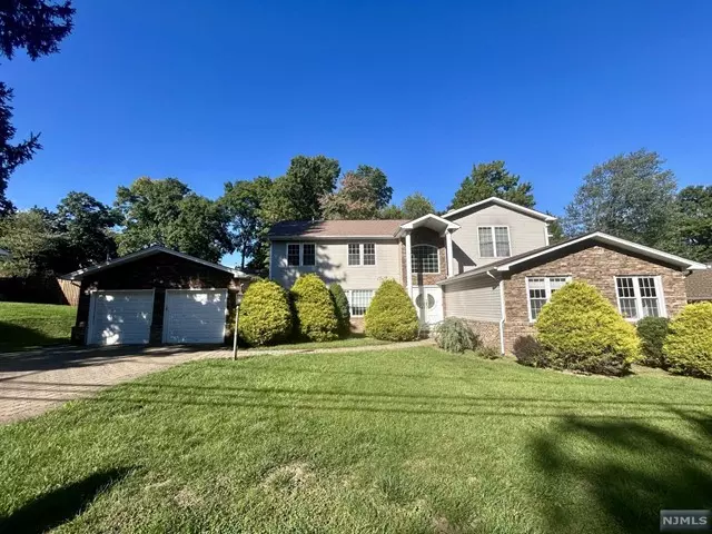 19 Cunningham Drive, West Orange, NJ 07052