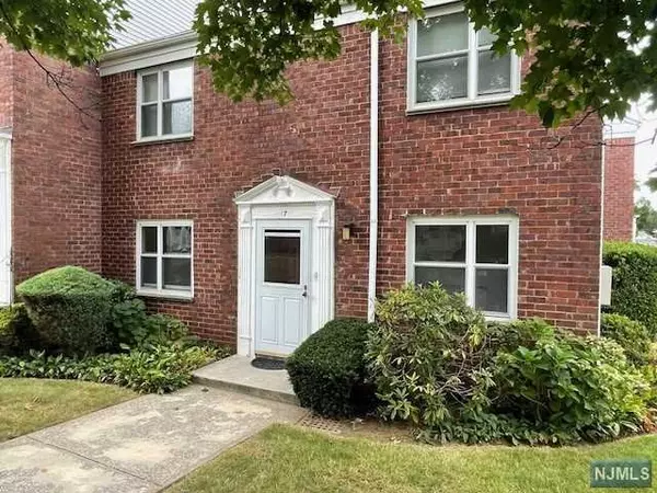 461 Heath Place #17, Hackensack, NJ 07601