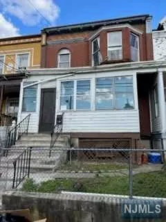 216 South 11th Street, Newark, NJ 07107