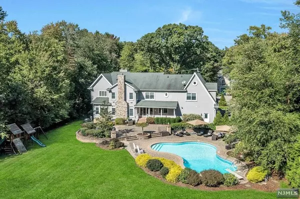 450 Hartung Drive, Wyckoff, NJ 07481