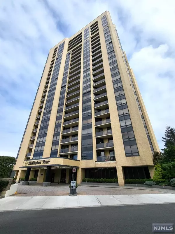 800 Palisade Avenue #902, Fort Lee, NJ 07024