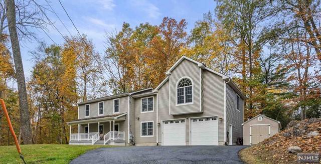 24 Irving Place, Andover Twsp, NJ 07860