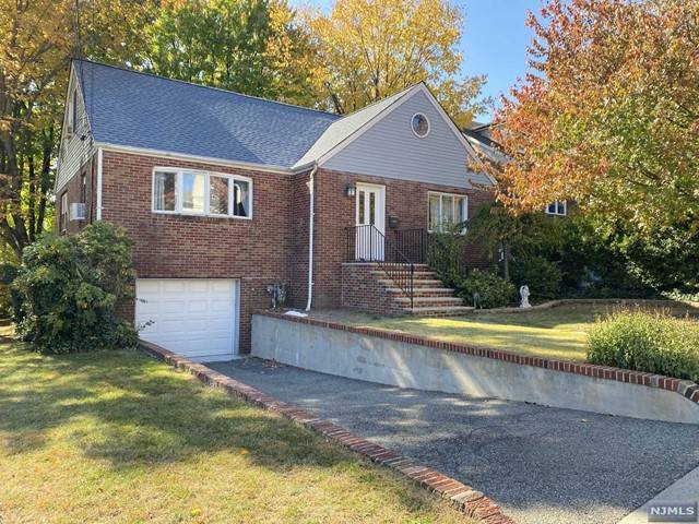 244 Dorincourt Road, Fort Lee, NJ 07024