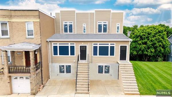 1402 9th Street, North Bergen, NJ 07047