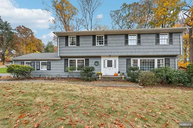 Wyckoff, NJ 07481,319 Merrywood Drive