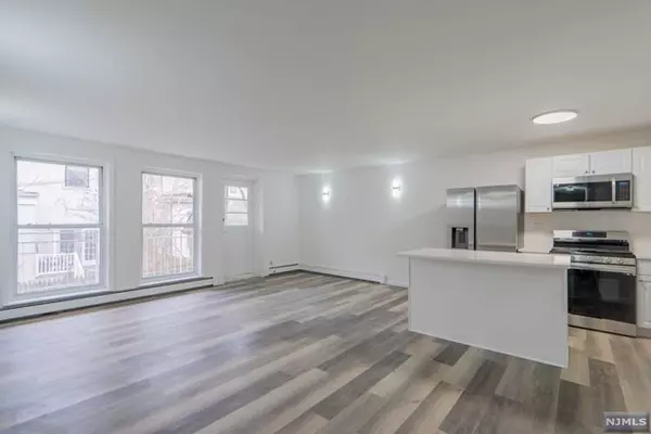 5311 Boulevard East  #4, West New York, NJ 07093