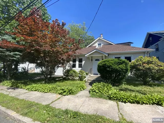 Ridgewood, NJ 07450,27 High Street #1