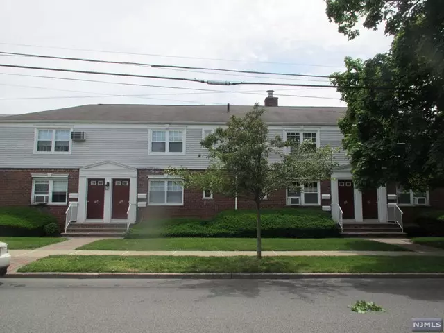 Rutherford, NJ 07070,149 Vanderburgh Avenue #B