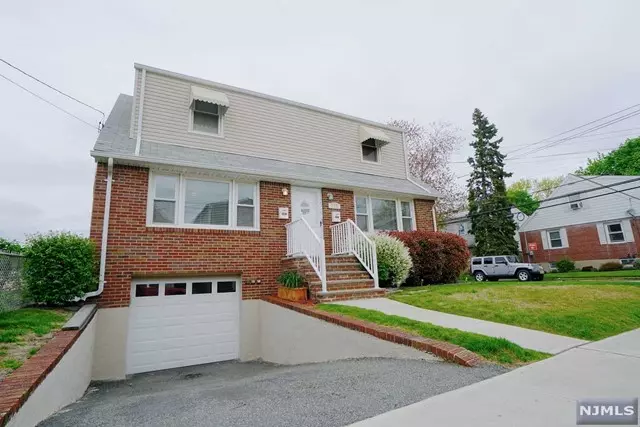 North Arlington, NJ 07031,125 Gold Street #1