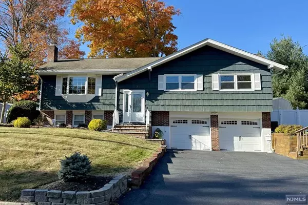 3 Terry Court, Montvale, NJ 07645