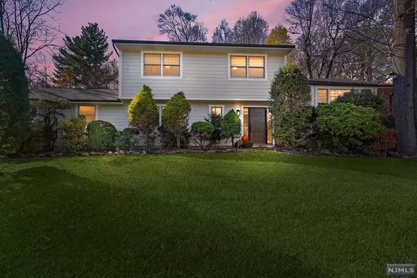 121 Overlook Drive, Woodcliff Lake, NJ 07677