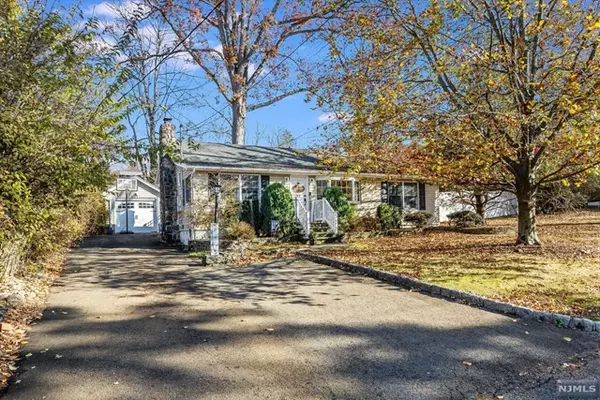 53 Laurel Drive, Wayne, NJ 07470