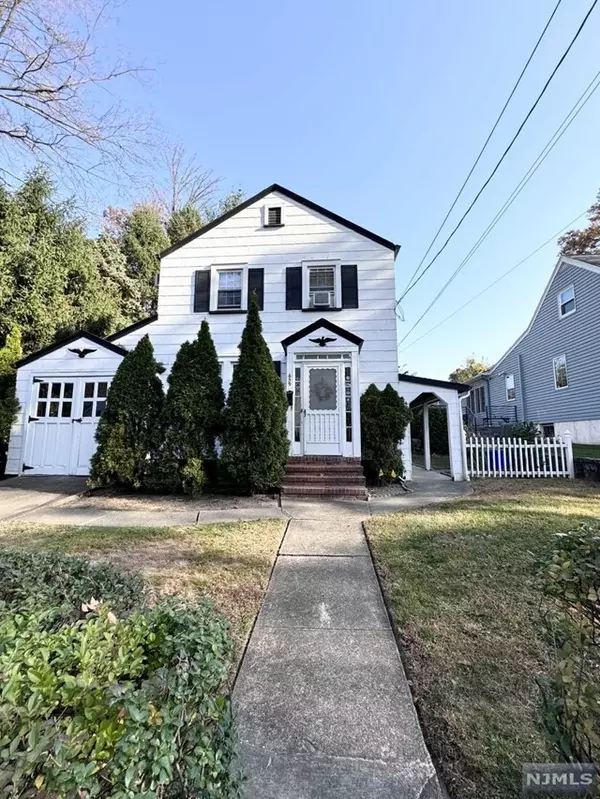 659 Elm Avenue, Ridgefield, NJ 07657