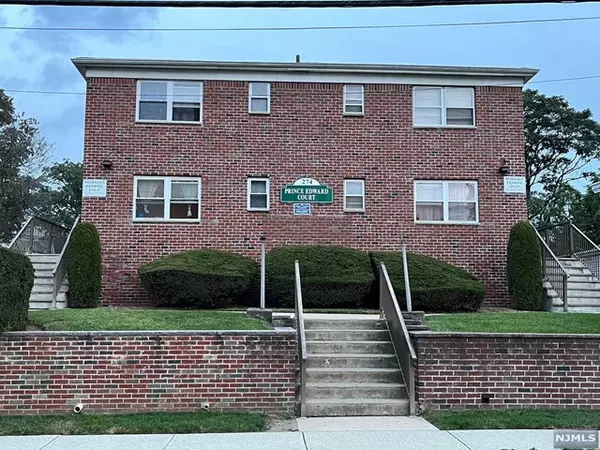 274 Park Street #16, Hackensack, NJ 07601