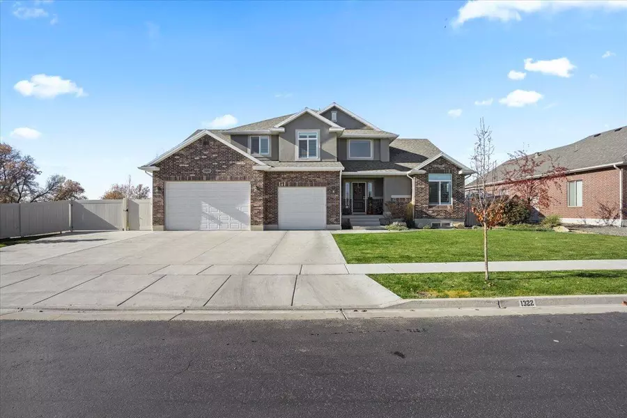 1322 S 2800 W, Syracuse, UT 84075