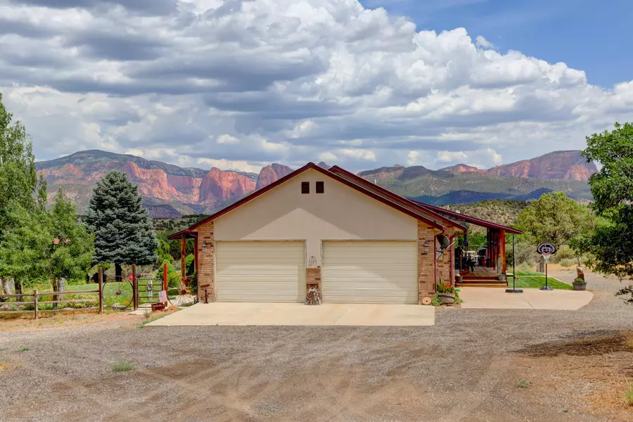 1051 S Thorley LN, New Harmony, UT 84757