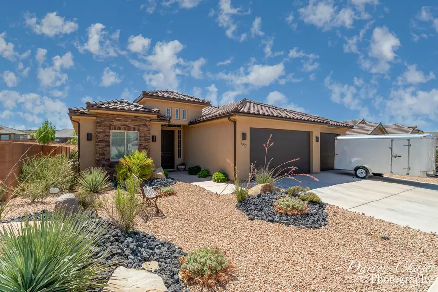 582 N Sage Crest DR, Washington, UT 84780